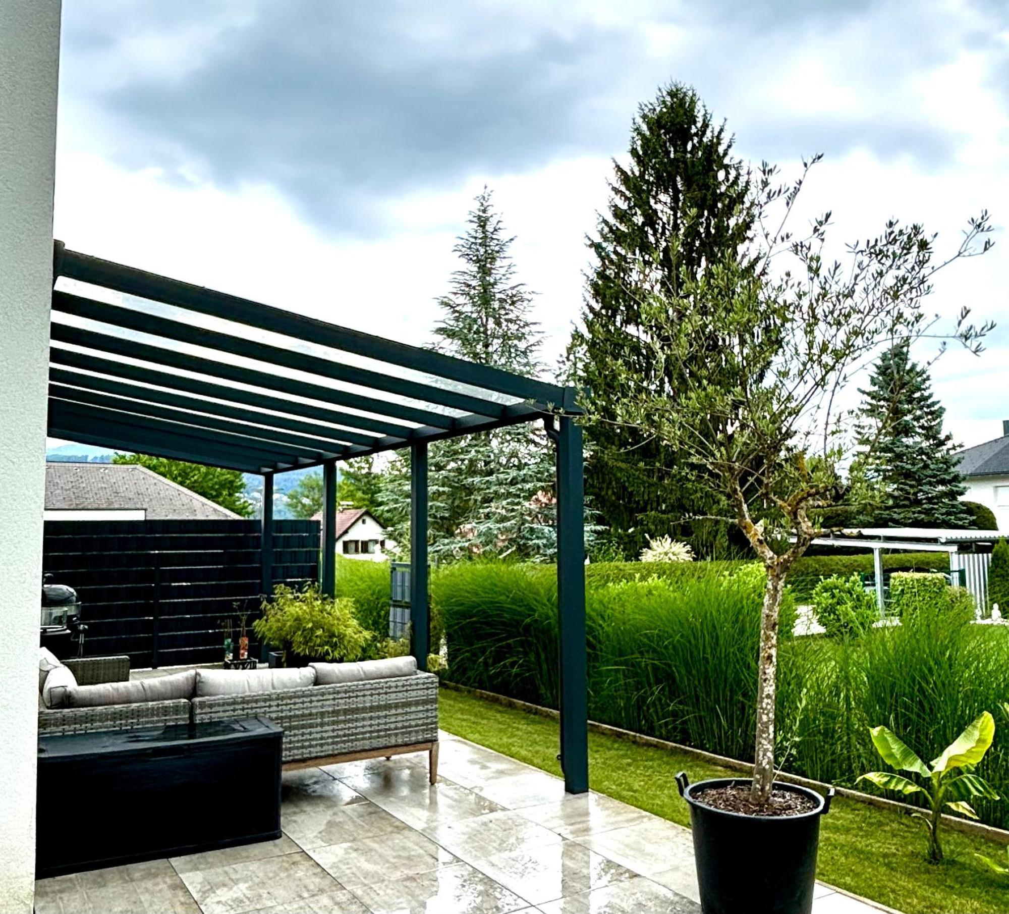 וולדן אם וורתרסי Schoene Wohnung Mit Terrasse Und Parkplatz מראה חיצוני תמונה