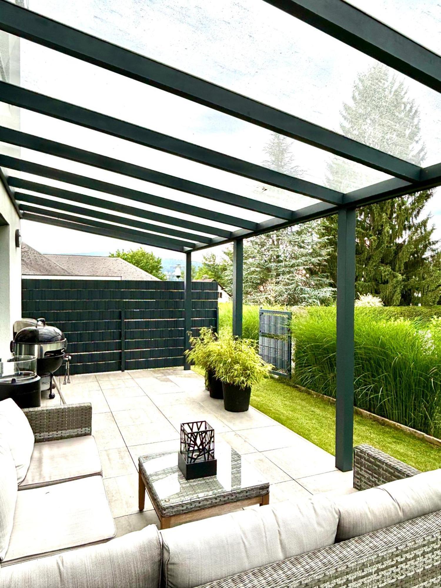 וולדן אם וורתרסי Schoene Wohnung Mit Terrasse Und Parkplatz מראה חיצוני תמונה